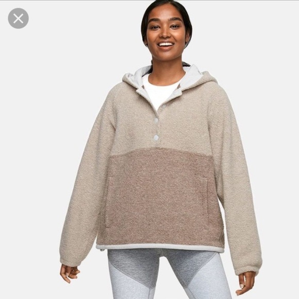 Outdoor Voices Megafleece M